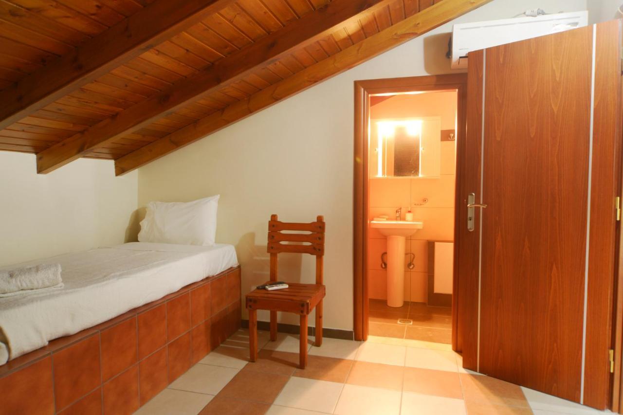 Papadeas Villas Megali Mantineia Kültér fotó