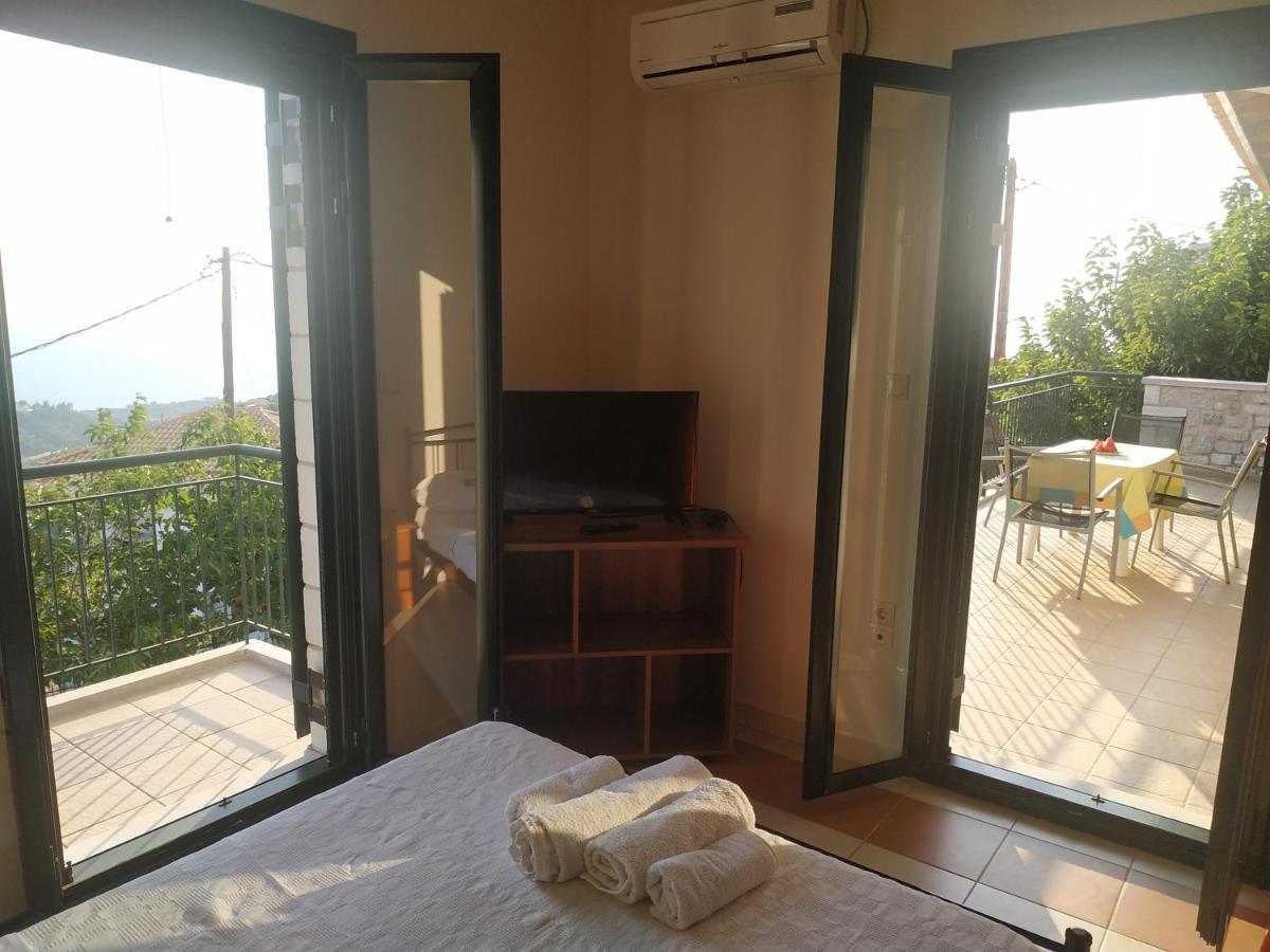 Papadeas Villas Megali Mantineia Kültér fotó