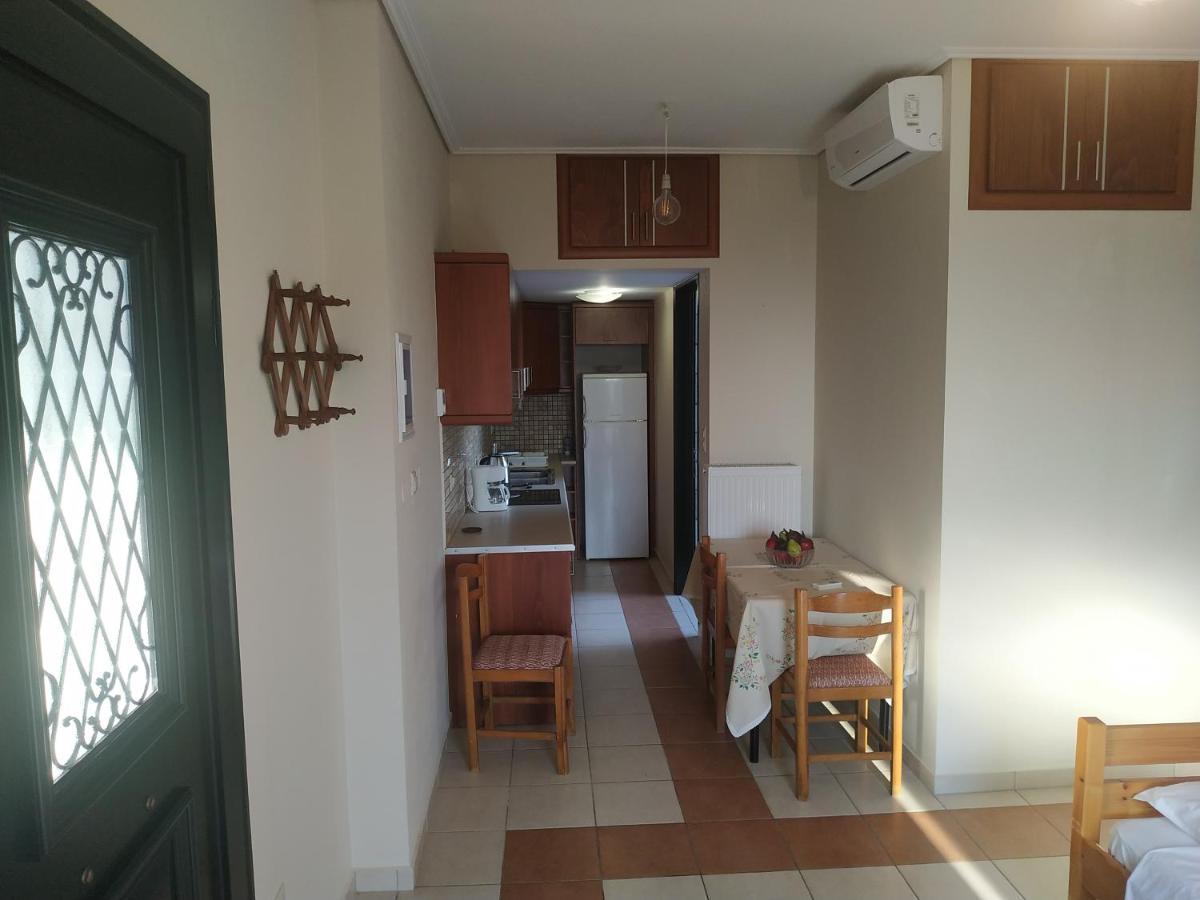Papadeas Villas Megali Mantineia Kültér fotó