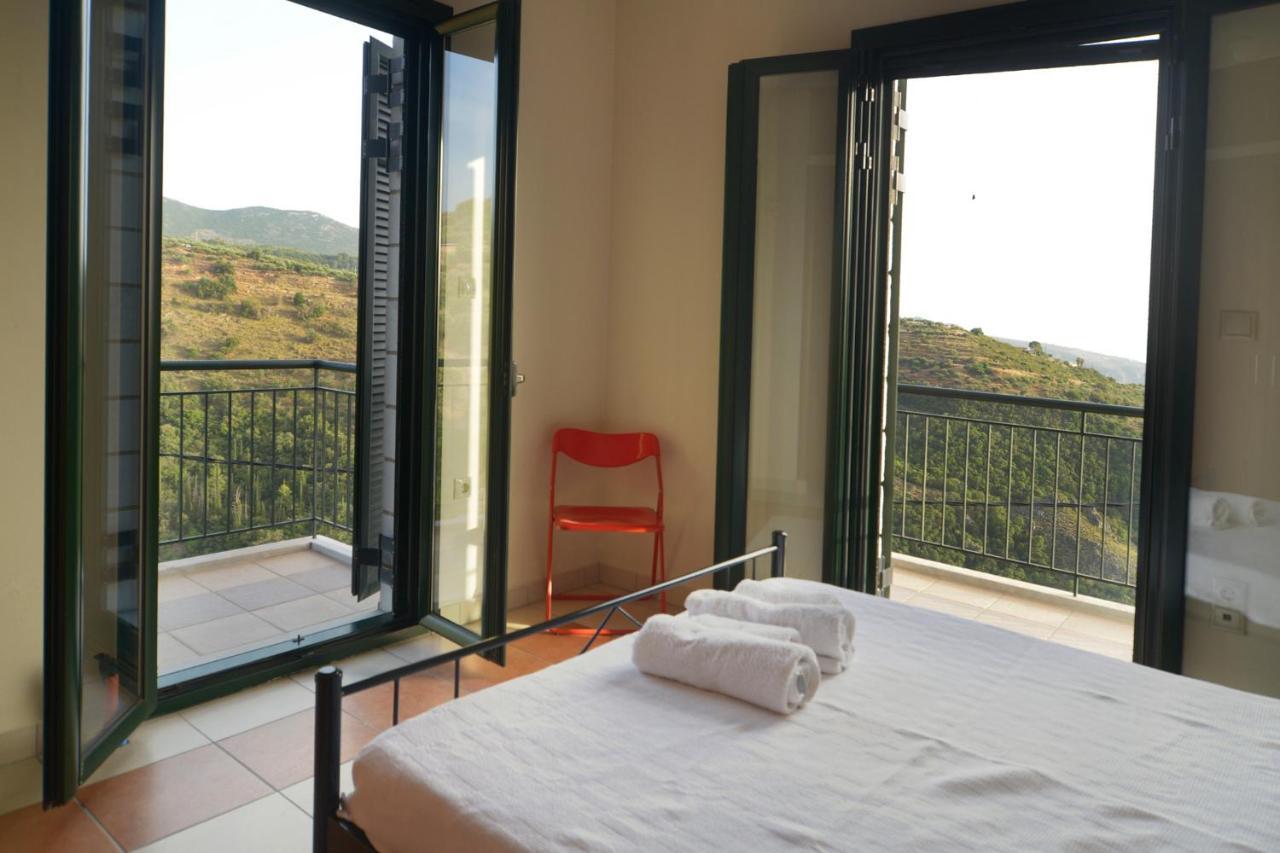 Papadeas Villas Megali Mantineia Kültér fotó