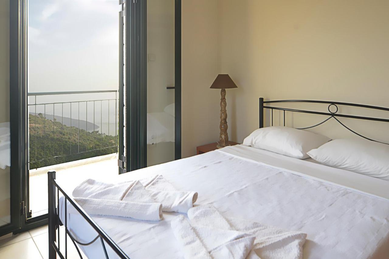 Papadeas Villas Megali Mantineia Kültér fotó